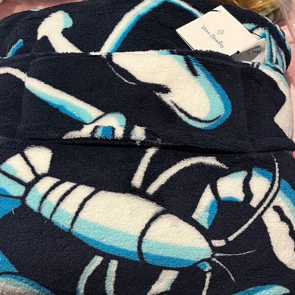 Vera Bradley Travel Fleece Convertible Blanket/Pillow  Shore Enough NWT 60 x 45 - Picture 1 of 5